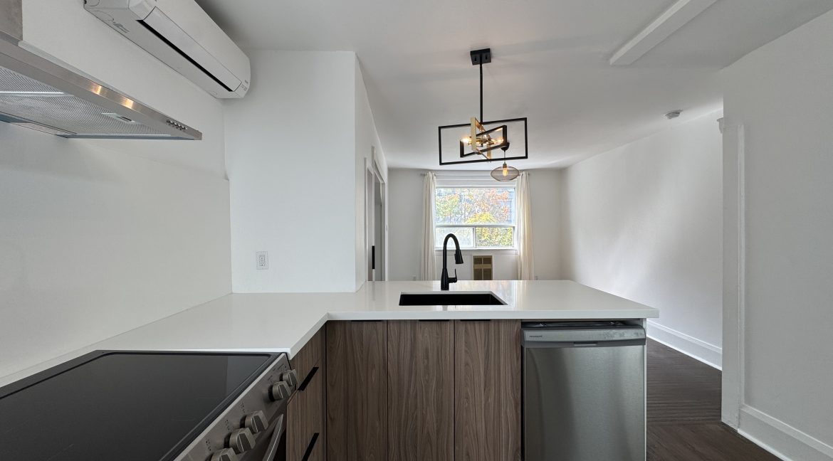 4 Kitchen