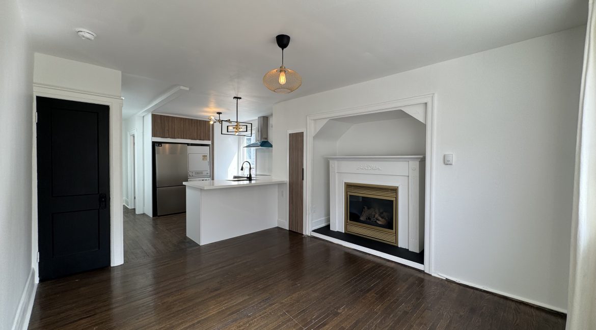 5 Living room