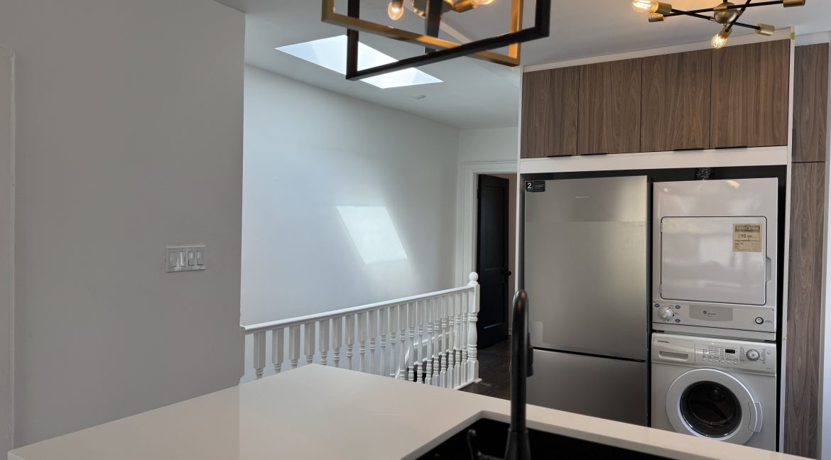 9 Kitchen island