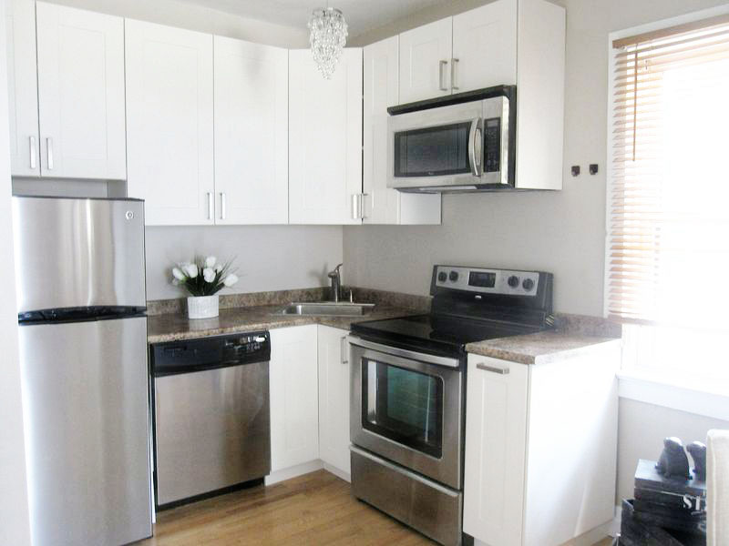 1 Bellhaven Road – Cozy, Upper One Bedroom Unit in the Upper Beaches!