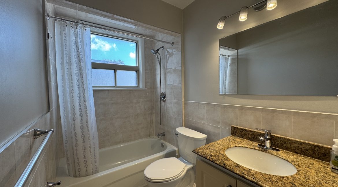 30 Bathroom 2