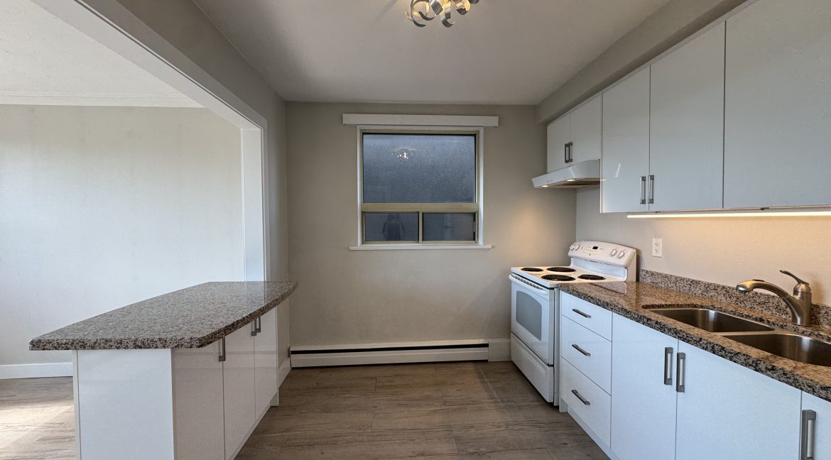 6 Kitchen 6